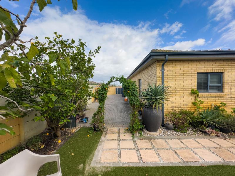 3 Bedroom Property for Sale in Sonkring Western Cape